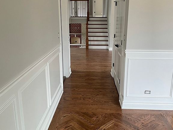 3rd image of 11200 Oak Park Ave