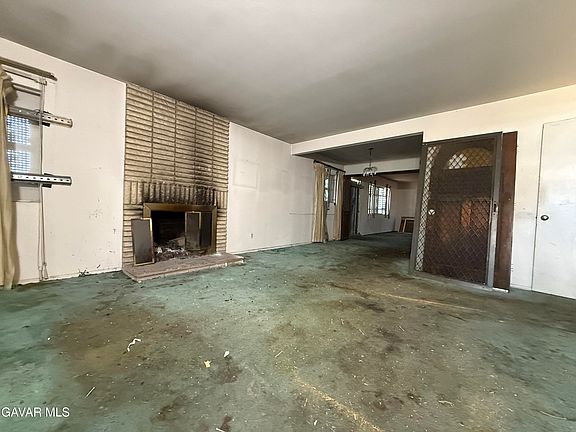 5th image of 44352 Kirkland Ave
