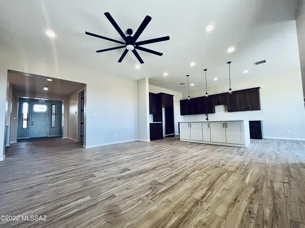 1961 Sunview Ct, Sierra Vista, AZ 85635