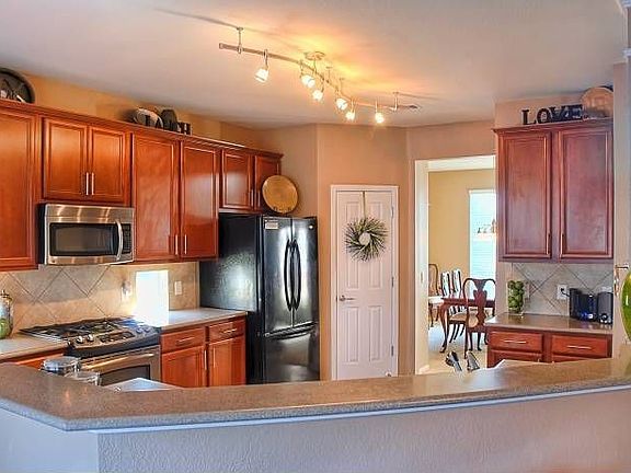 2nd image of 10512 Donnis Dr