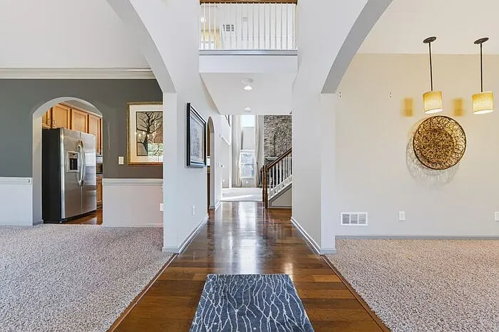 5 bed, 3.5 bath, 3065 sqft, $3,200 — Photo 4