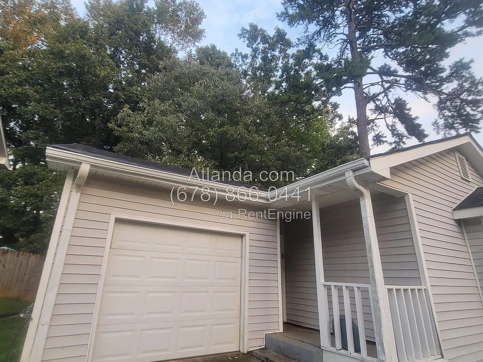 3 bed, 2.0 bath, 1300 sqft, $1,595 — Photo 2