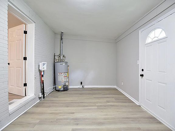 5th image of 1553 38th St