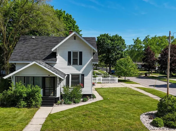 523 Liberty St, Alma, MI 48801