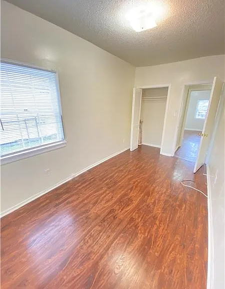 344 Price St — Photo 11