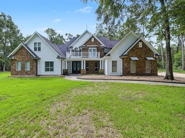 10933 Lake Forest Dr, Conroe, TX 77384