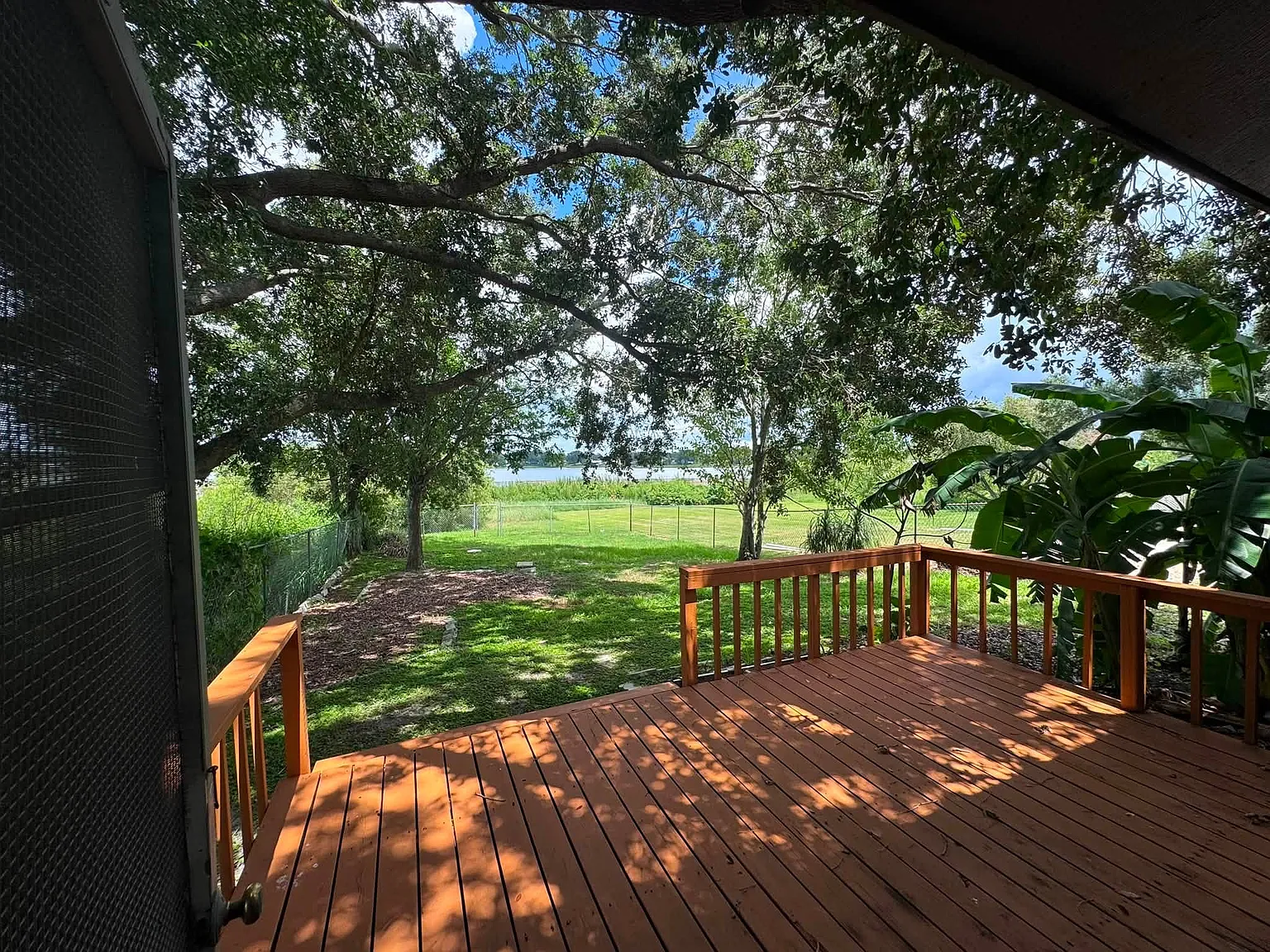 2 bed, 1033 sqft, $1,595 — Photo 2
