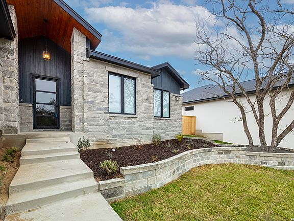 3rd image of 8221 OLD AUSTIN ROAD