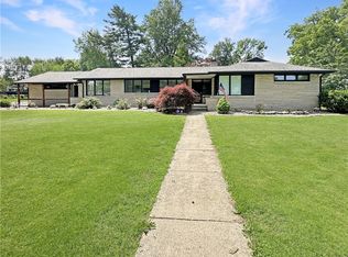 301 Wabash Ave, Mattoon, IL 61938