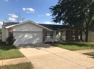 6016 La Chateau Ct, Saint Louis, MO 63129