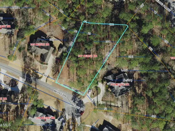 317 Neuse Drive, Chocowinity, NC 27817