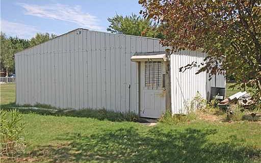 2nd image of 2916 Tucson Dr