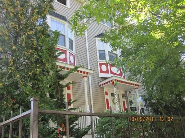 99 Evergreen St, Providence, RI 02906