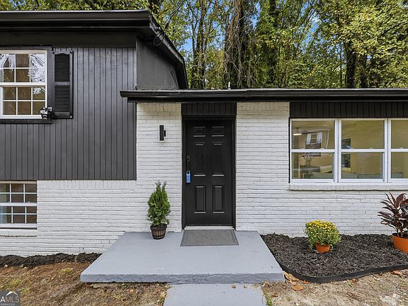 2nd image of 316 Argus Cir NW