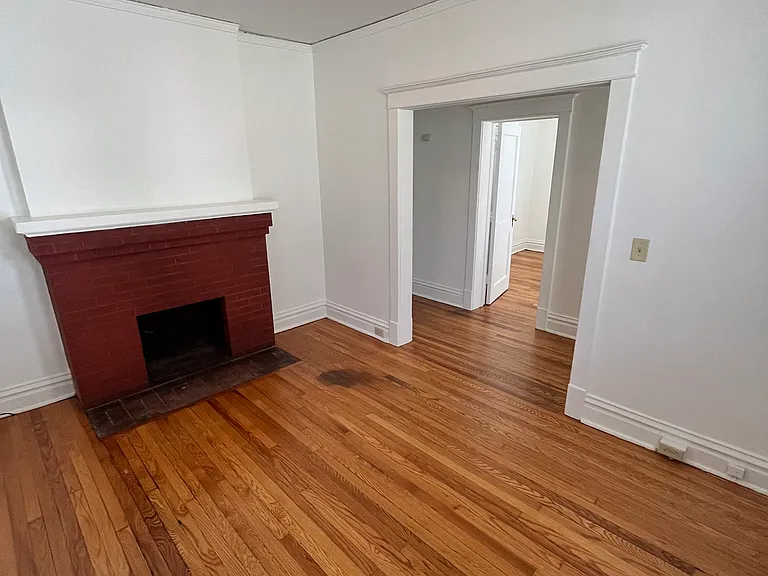 772 Myrtle Ave #1 — Photo 5