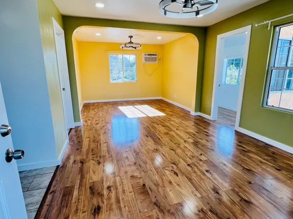 2374 1/2 Allesandro St, Los Angeles, CA 90039