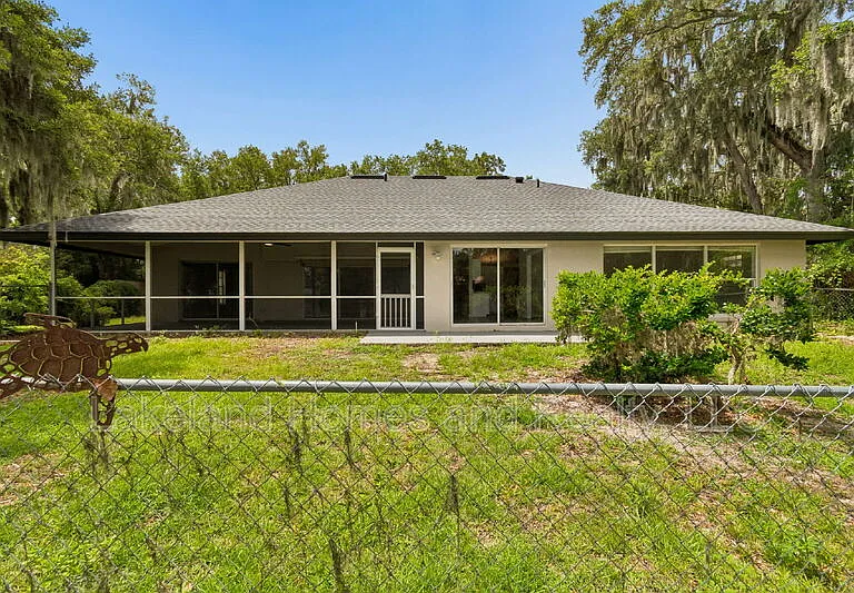 95 Woodside Dr — Photo 50