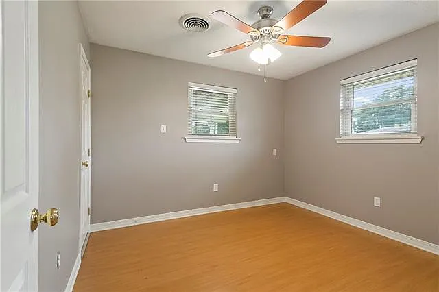 516 Poplar St — Photo 16