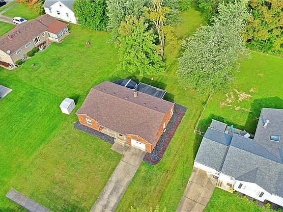 4th image of 425 Lease Ct
