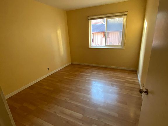 3rd image of 2533 Hillegass Ave APT 101