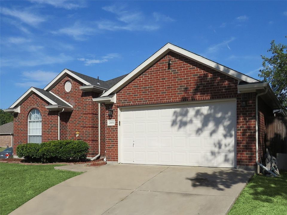 1st image of 2401 Campfire Creek Dr