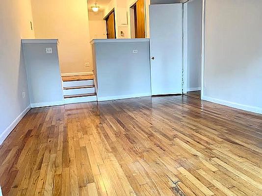 3rd image of 432 E 88th St #617