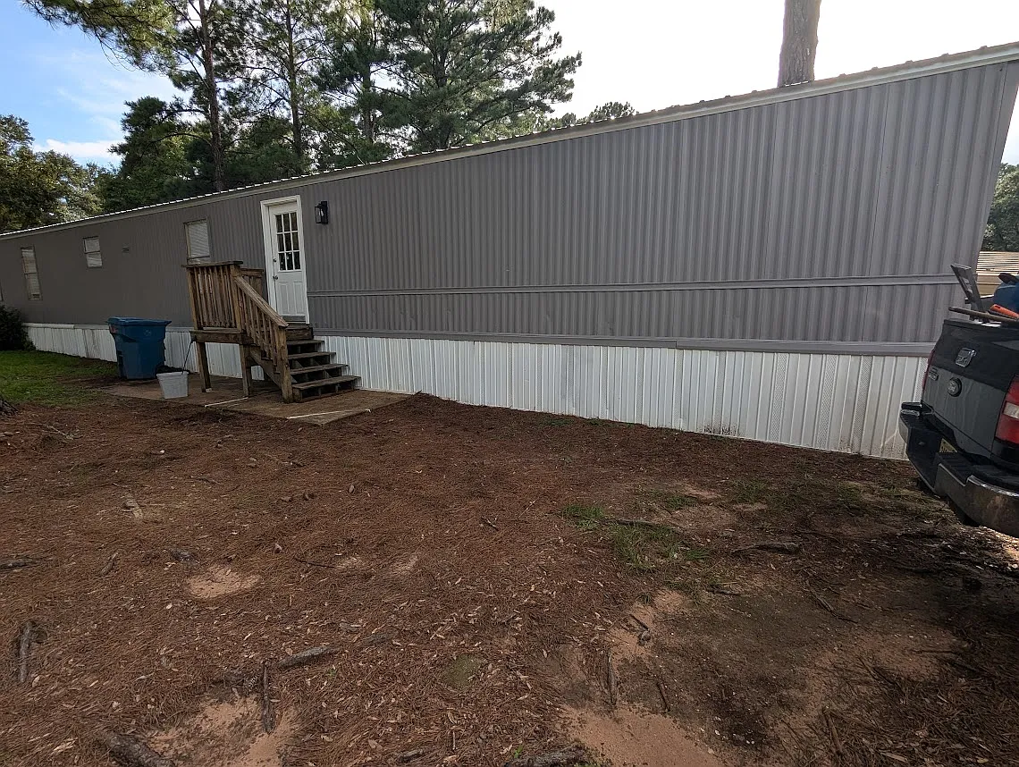 Side - 343 Green Park Dr