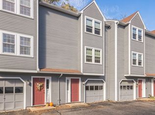 25 Juniper St #14, Lowell, MA 01852
