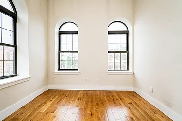 Rented by SCOUTBK.COM