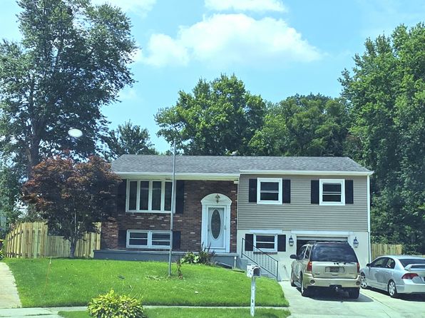 10 Furman Ct