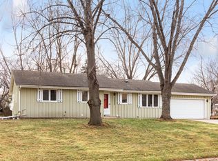 10020 Upton Rd, Bloomington, MN 55431