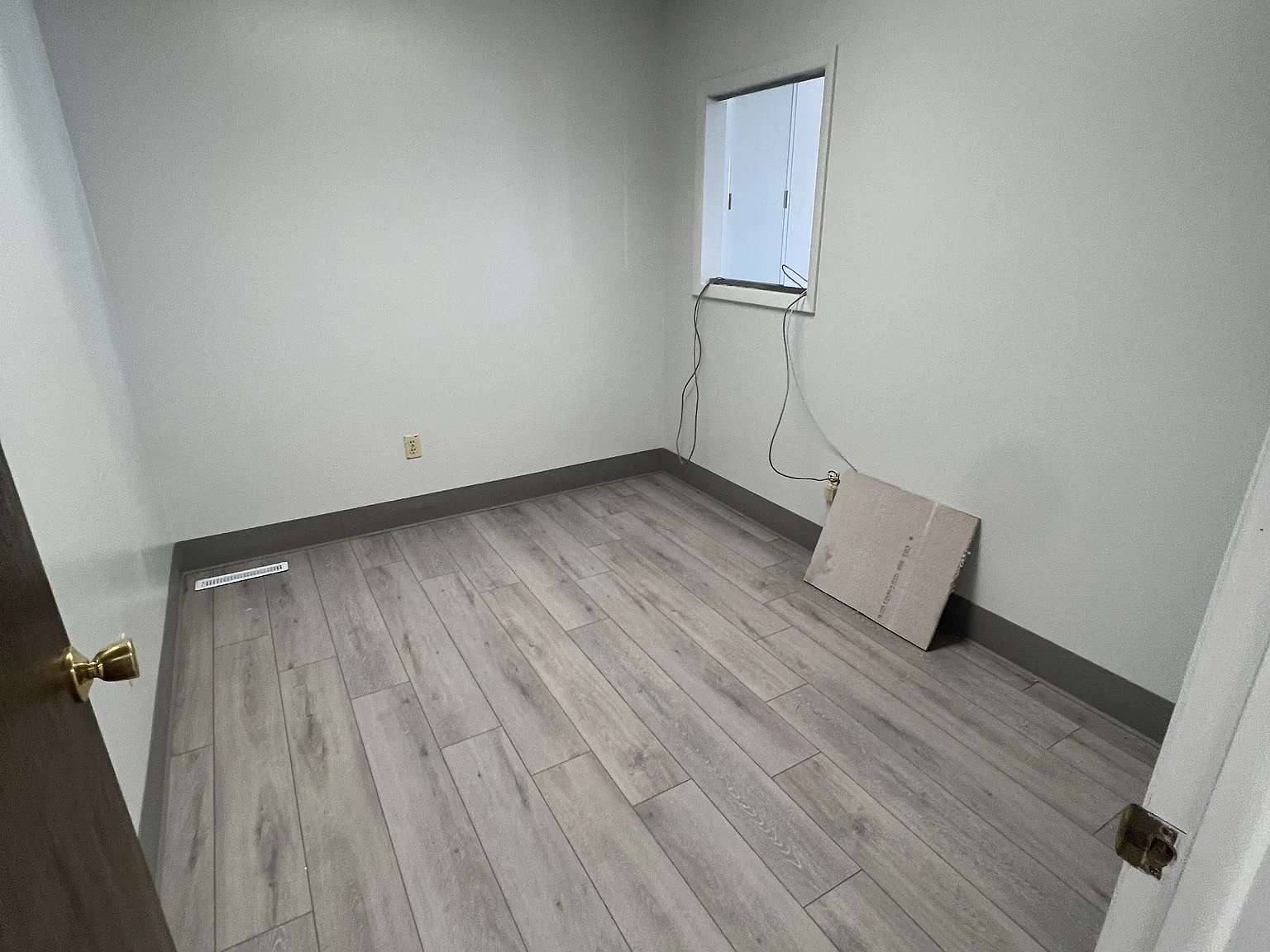 220 Edison Street - 1 — Photo 3