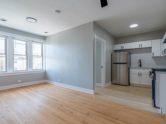 3rd image of 6235-43 N Western Ave #11600007