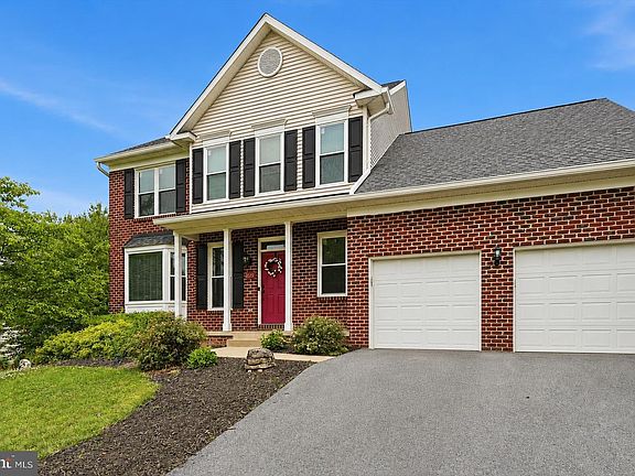 4th image of 2402 Shaker Ln