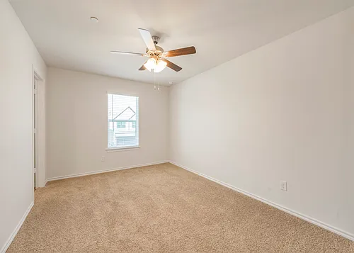 2015 Clay St Photo 1