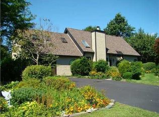 36 Indian Hill Cir, Middletown, RI 02842