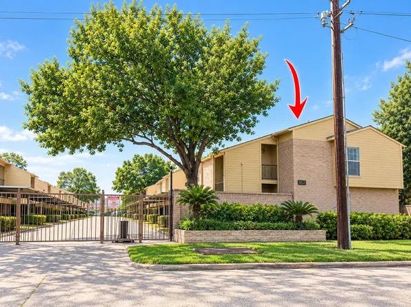 700 Thicket Ln APT 602, Houston, TX 77079