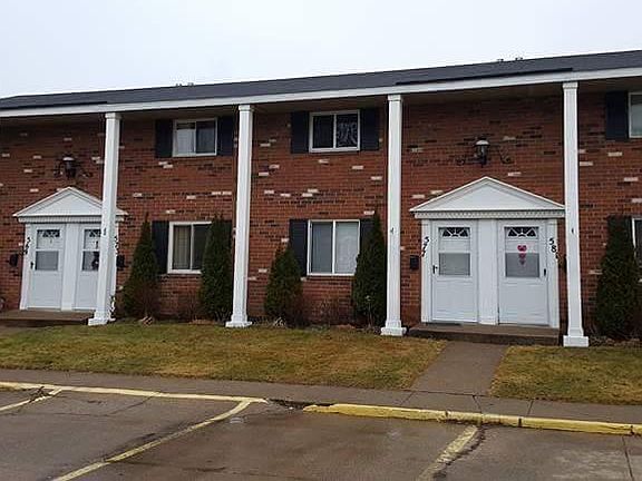 3rd image of 581 S Shore Ct #581