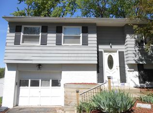 5911 Dakar Rd W, Westerville, OH 43081