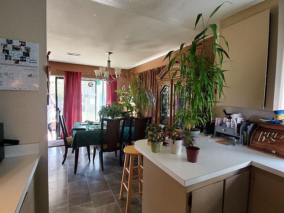 5th image of 17175 Pine Way