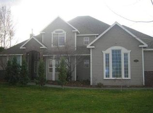 1110 Country Ridge Dr, Richland, WA 99352