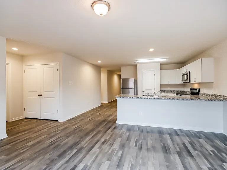 15720 Del Norte Dr — Photo 3