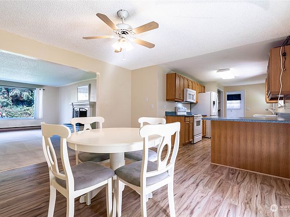 5th image of 1408 153rd Street S