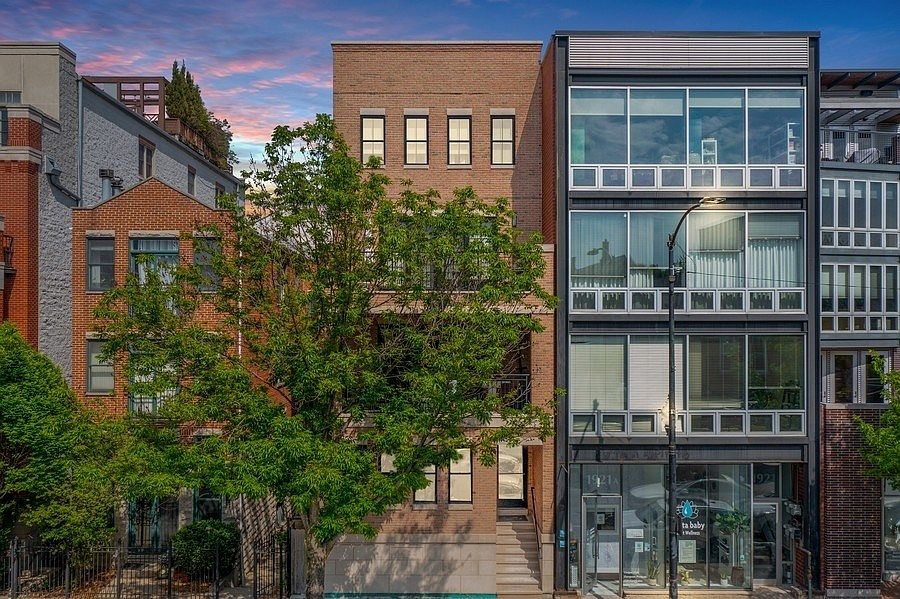 1st image of 1923 N Damen Ave #3