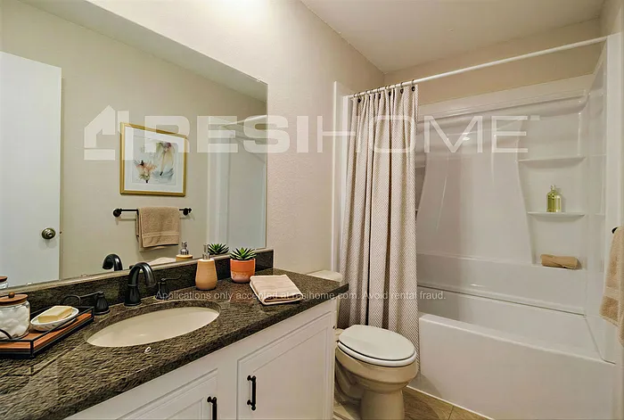 5020 N Colony Blvd — Photo 10
