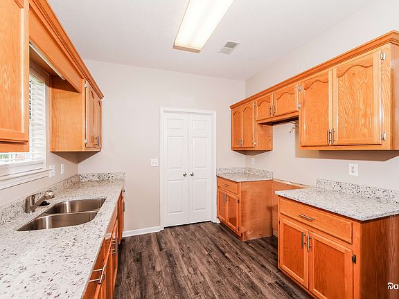 2nd image of 5090 Nicholas Dr