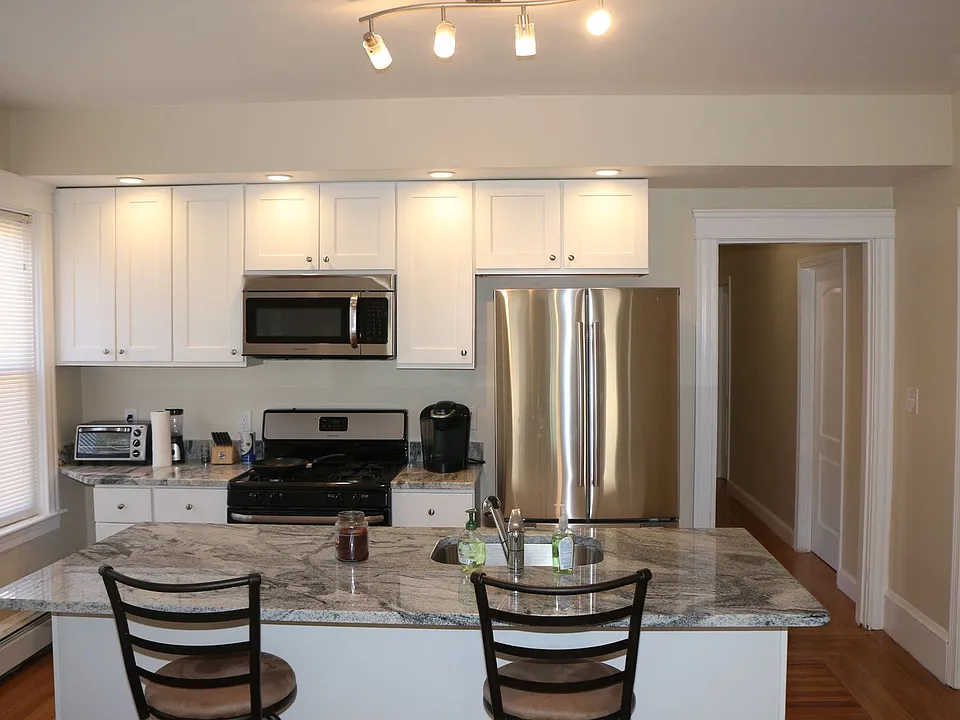 139-141 Oakland Ave #3