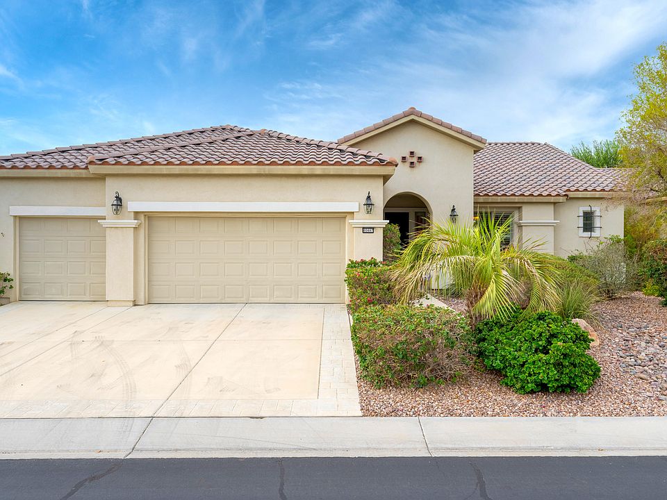 1st image of 80447 Camino Santa Elise