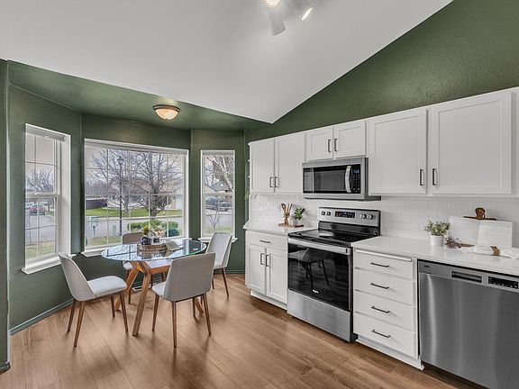 4th image of 1304 N Fairway Rd