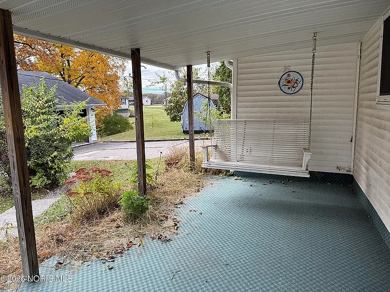 1711 Crestwood Dr #1 — Photo 9